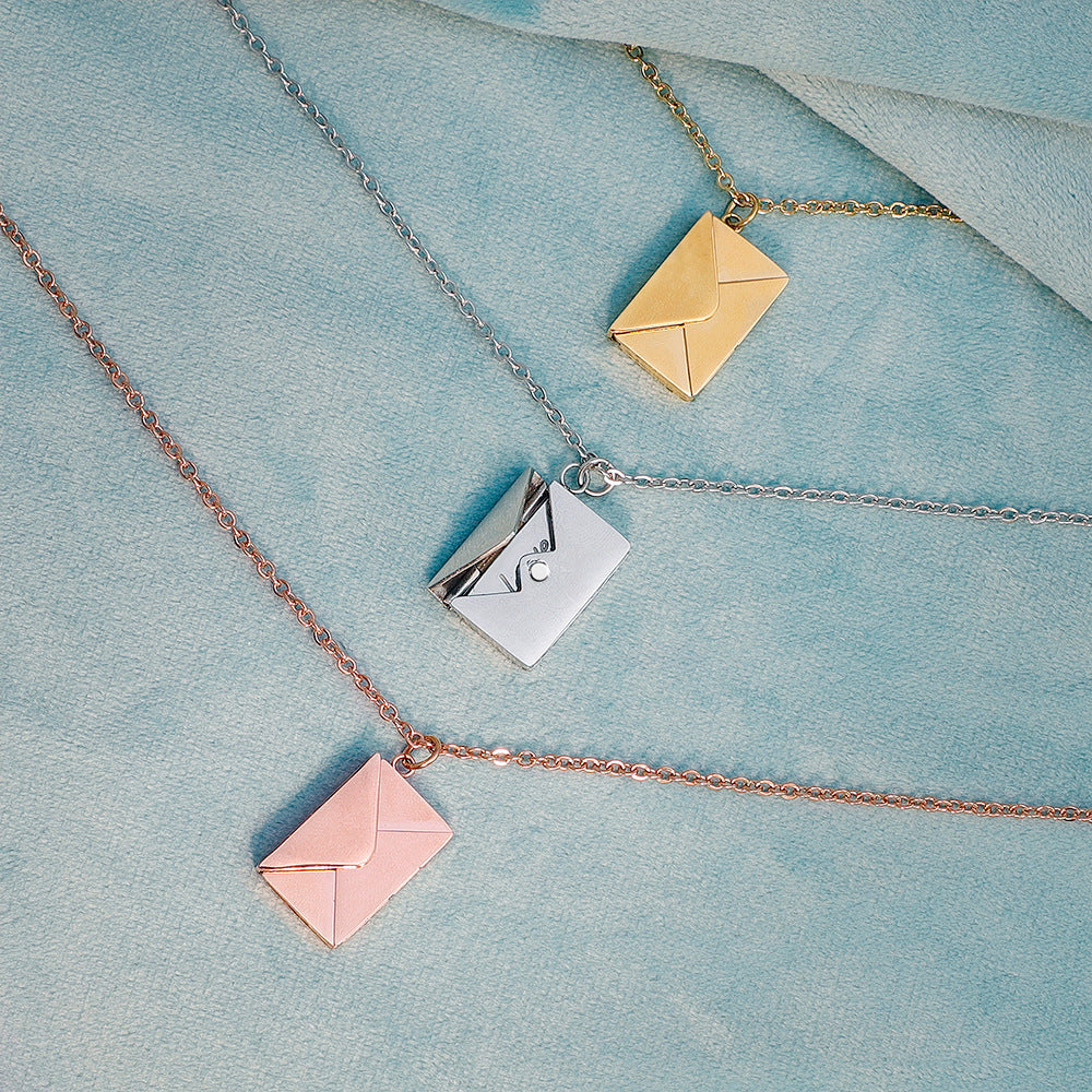 Docoocoo Love Letter Necklace - Docoocoo